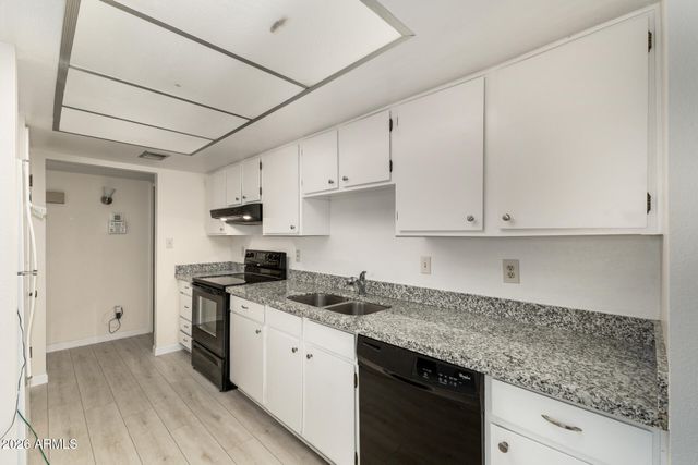 10602 W AVENIDA GLENROSA Street, Phoenix, AZ 85037