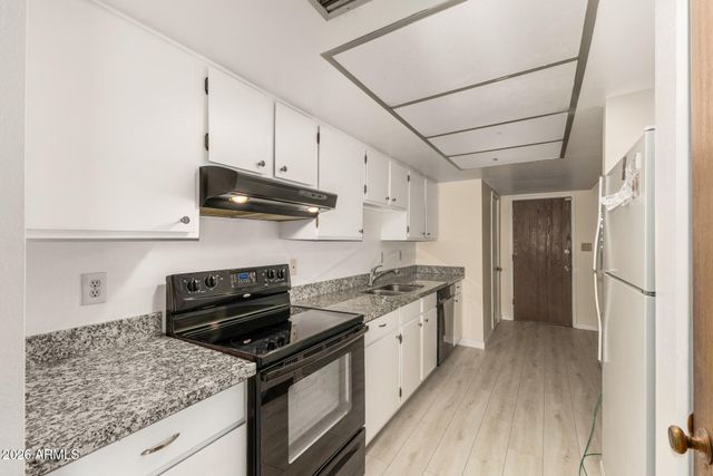 10602 W AVENIDA GLENROSA Street, Phoenix, AZ 85037