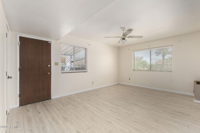 10602 W AVENIDA GLENROSA Street, Phoenix, AZ 85037