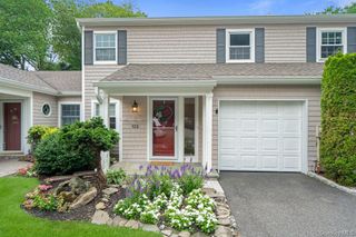 122 Corral Lane, Bay Shore, NY 11706