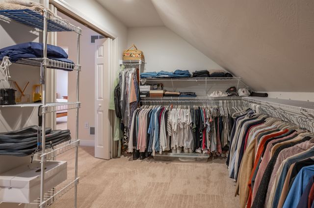 31 Bear Run Drive, Litchfield, NH 03052