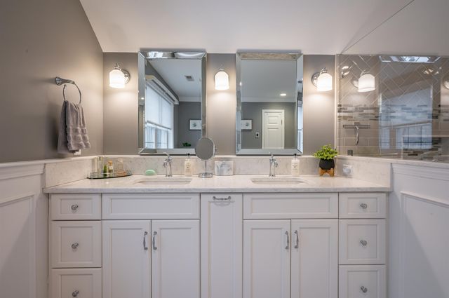 31 Bear Run Drive, Litchfield, NH 03052