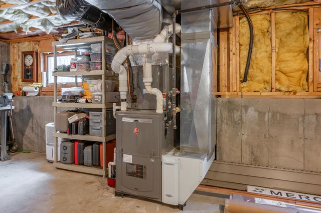 31 Bear Run Drive, Litchfield, NH 03052