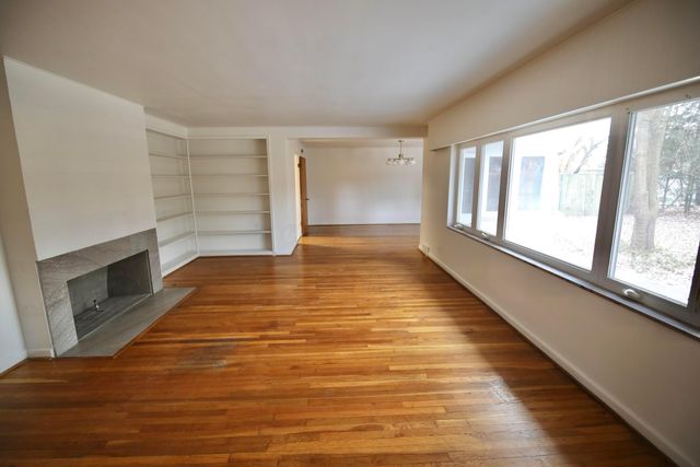 3191 E Broad Street, Columbus, OH 43209