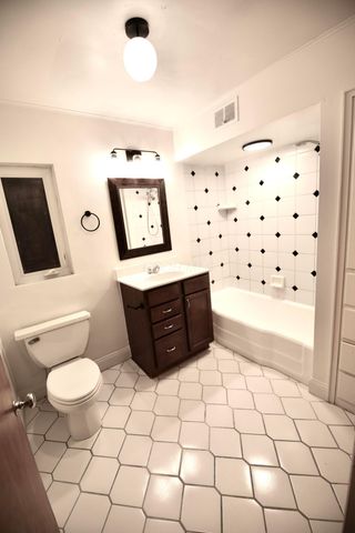 3191 E Broad Street, Columbus, OH 43209