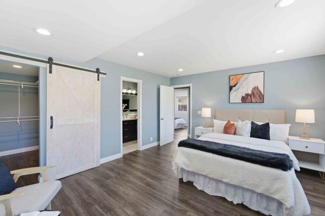 871 Clyde Avenue, Santa Clara, CA 95054