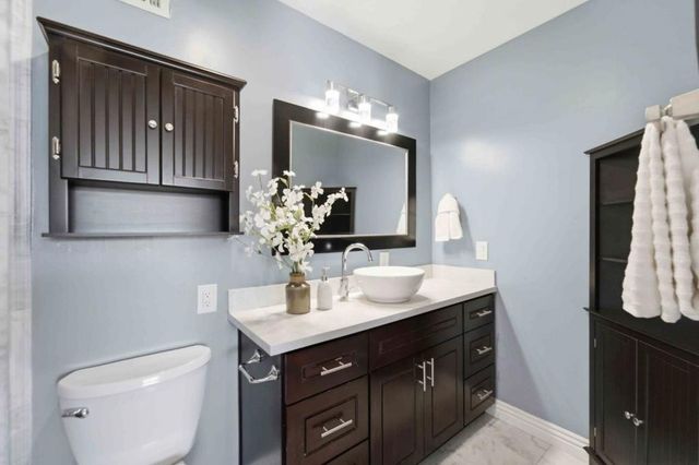 871 Clyde Avenue, Santa Clara, CA 95054