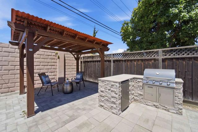 871 Clyde Avenue, Santa Clara, CA 95054