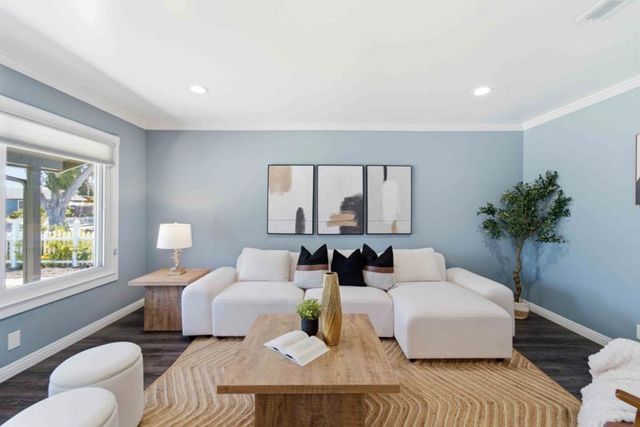 871 Clyde Avenue, Santa Clara, CA 95054