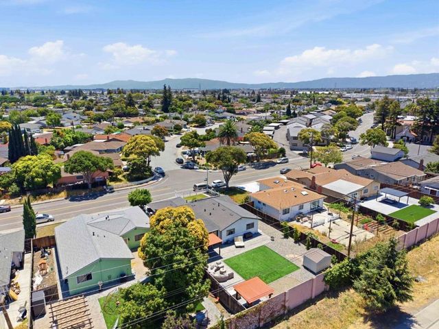 871 Clyde Avenue, Santa Clara, CA 95054