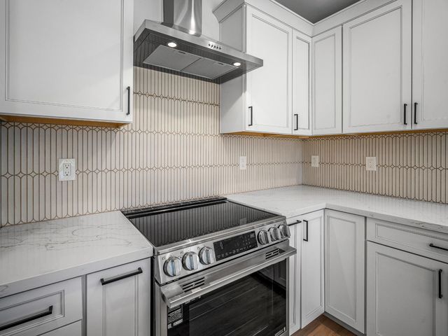 9261 Golden Gate Ave, Orangevale, CA 95662