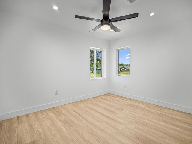 9261 Golden Gate Ave, Orangevale, CA 95662