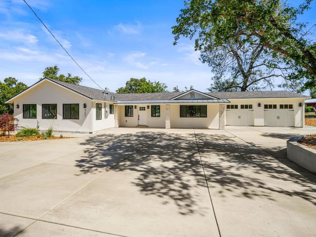 9261 Golden Gate Ave, Orangevale, CA 95662