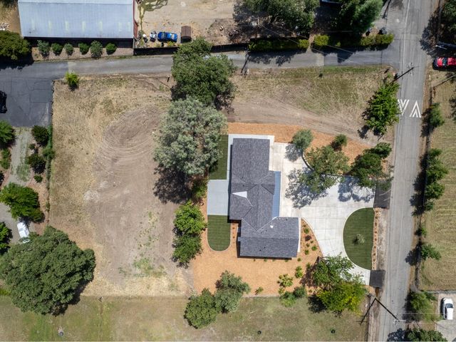 9261 Golden Gate Ave, Orangevale, CA 95662