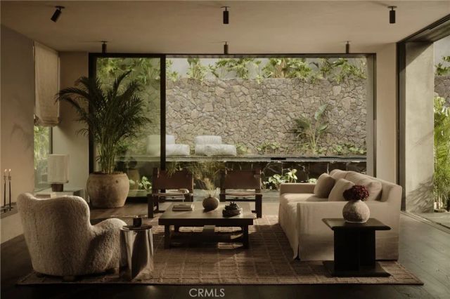 3710 Goodland Avenue, Studio City, CA 91604