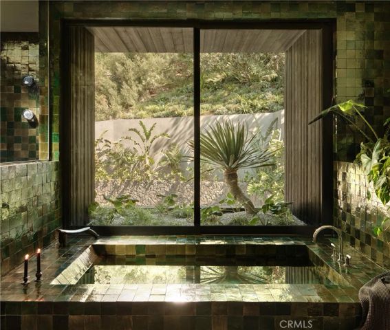 3710 Goodland Avenue, Studio City, CA 91604