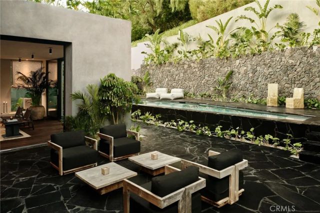 3710 Goodland Avenue, Studio City, CA 91604
