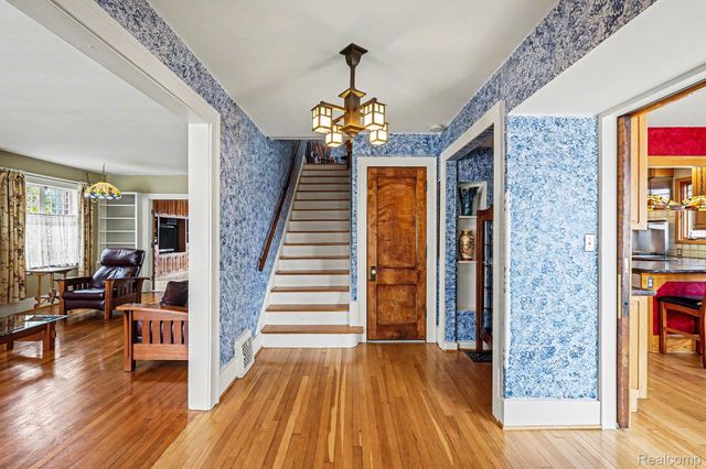 1235 Yorkshire Road, Birmingham, MI 48009