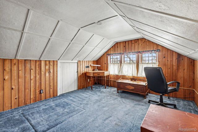 1235 Yorkshire Road, Birmingham, MI 48009