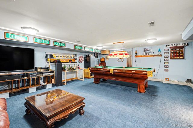 1235 Yorkshire Road, Birmingham, MI 48009