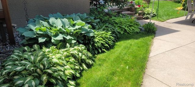 1235 Yorkshire Road, Birmingham, MI 48009