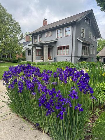 1235 Yorkshire Road, Birmingham, MI 48009