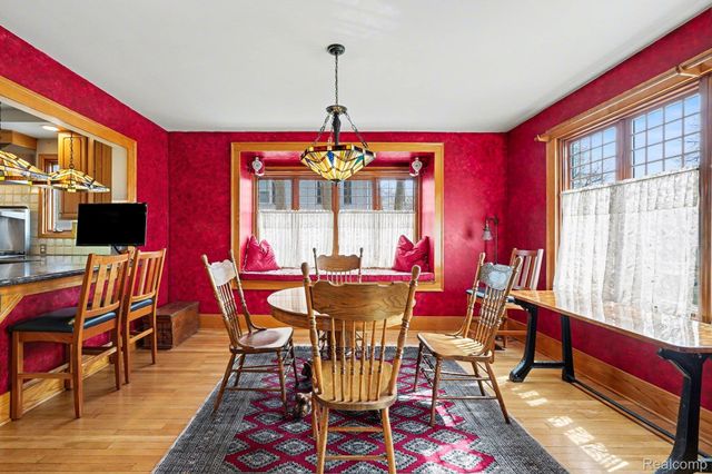 1235 Yorkshire Road, Birmingham, MI 48009