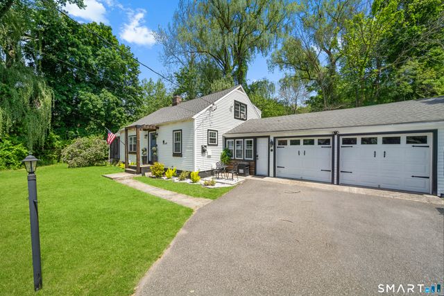 211 Whisconier Road, Brookfield, CT 06804
