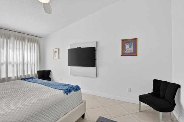 17227 Boca Club Boulevard 3, Boca Raton, FL 33487