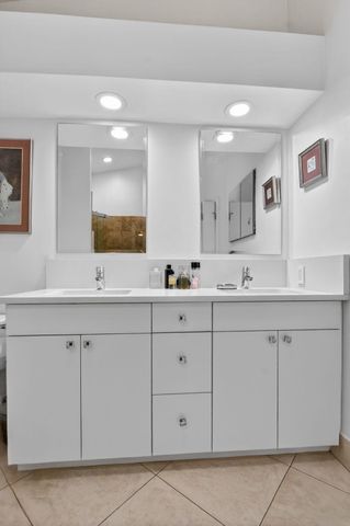 17227 Boca Club Boulevard 3, Boca Raton, FL 33487