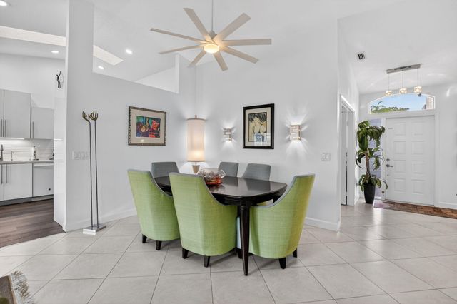 17227 Boca Club Boulevard 3, Boca Raton, FL 33487