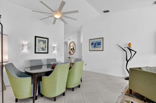 17227 Boca Club Boulevard 3, Boca Raton, FL 33487