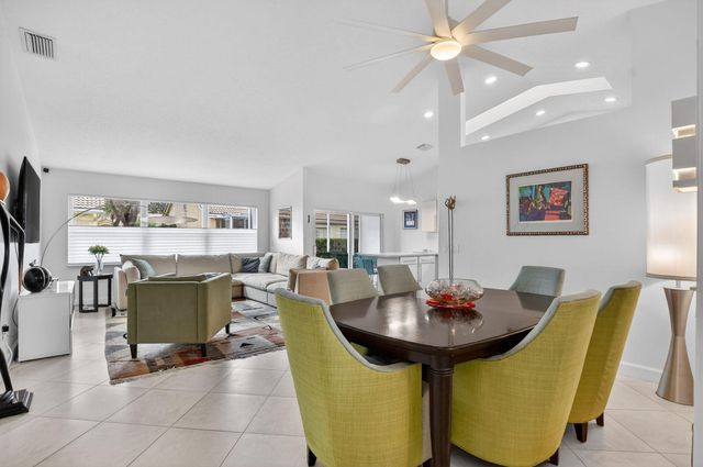 17227 Boca Club Boulevard 3, Boca Raton, FL 33487