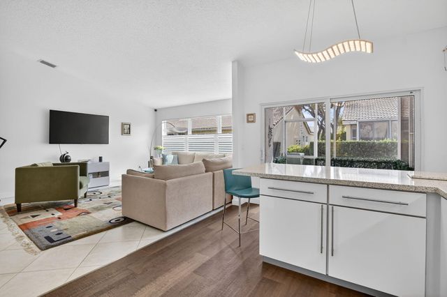 17227 Boca Club Boulevard 3, Boca Raton, FL 33487