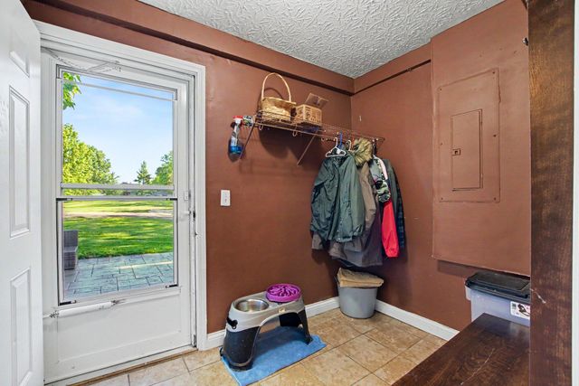 1318 Bramlage Road, Walton, KY 41094