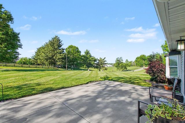 1318 Bramlage Road, Walton, KY 41094