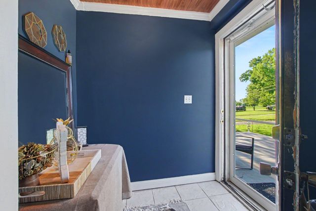 1318 Bramlage Road, Walton, KY 41094