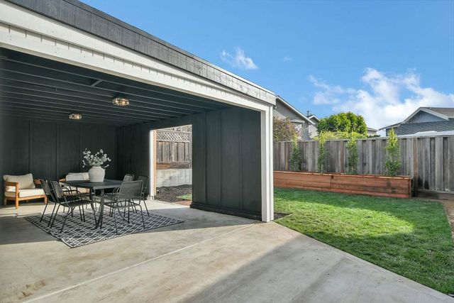 4 Rosalita Ln, Millbrae, CA 94030