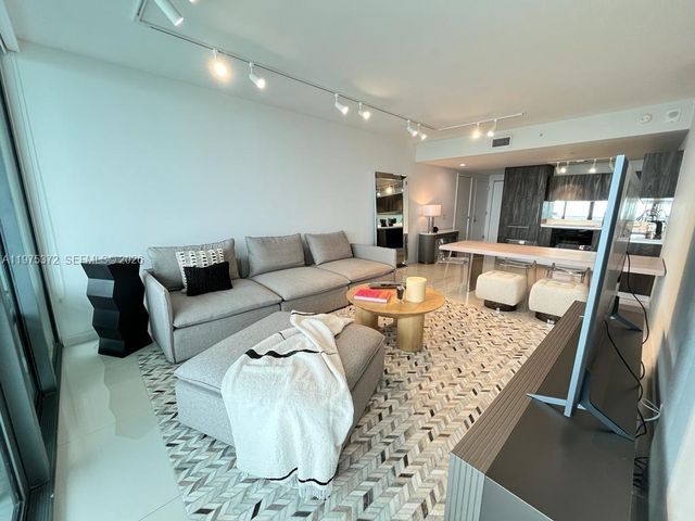 3131 NE 7th Ave 3003, Miami, FL 33137