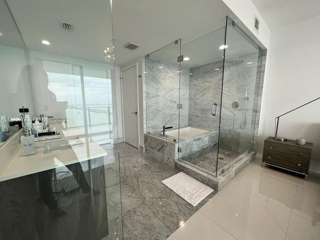 3131 NE 7th Ave 3003, Miami, FL 33137