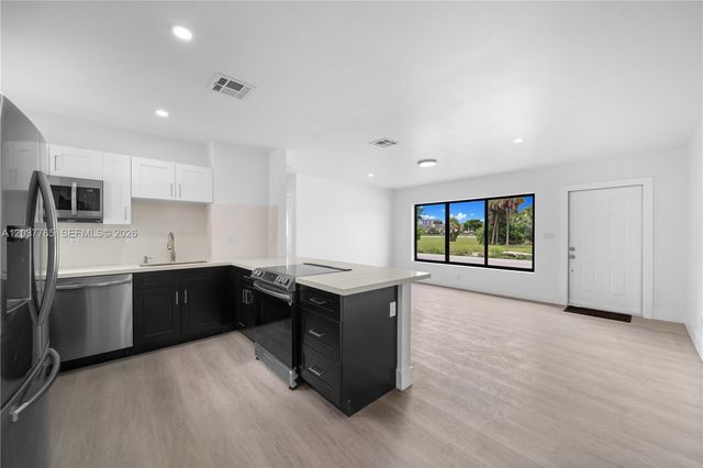 2983 NW 1st Street, Pompano Beach, FL 33069