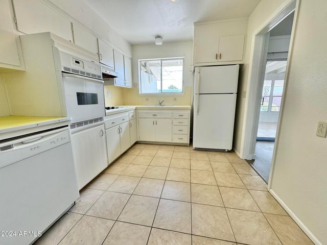 11013 N 110th Drive, Sun City, AZ 85351