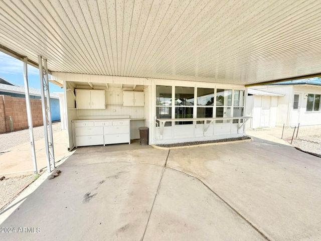 11013 N 110th Drive, Sun City, AZ 85351