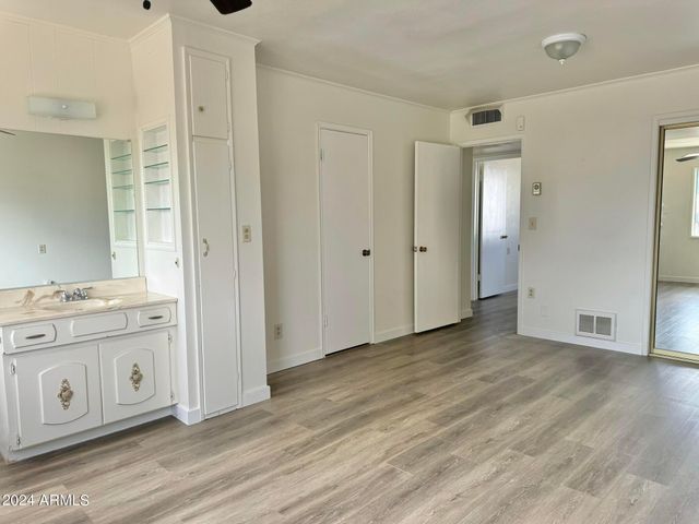 11013 N 110th Drive, Sun City, AZ 85351