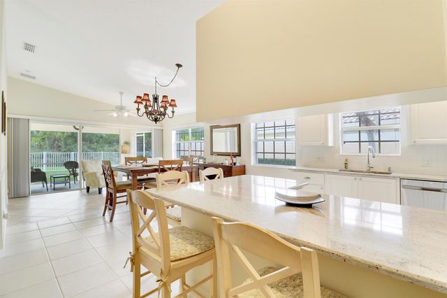 8558 SE Retreat Drive, Hobe Sound, FL 33455