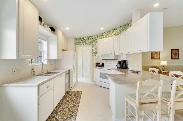 8558 SE Retreat Drive, Hobe Sound, FL 33455