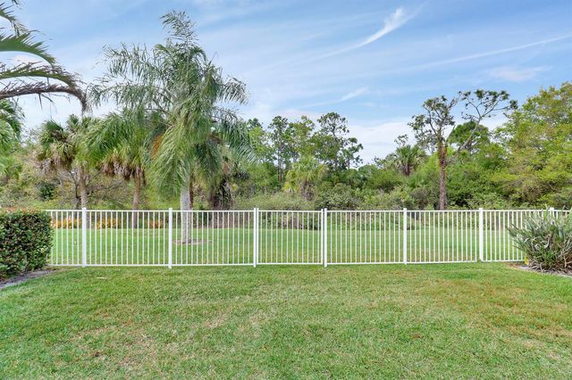 8558 SE Retreat Drive, Hobe Sound, FL 33455