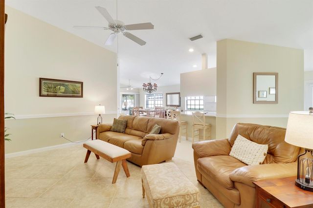 8558 SE Retreat Drive, Hobe Sound, FL 33455