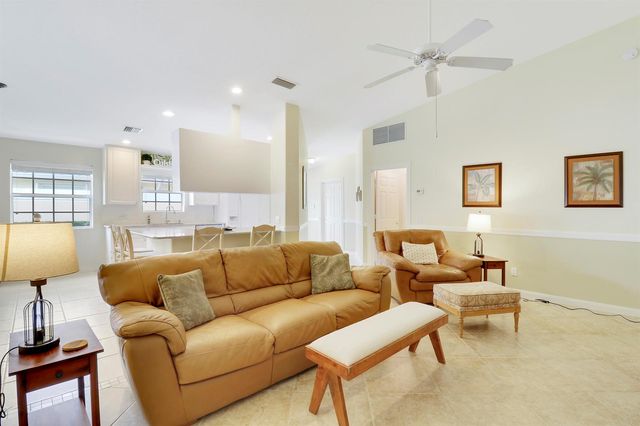 8558 SE Retreat Drive, Hobe Sound, FL 33455