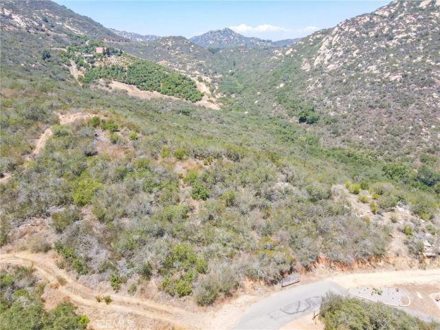 1 Rainbow Heights, Fallbrook, CA 92028